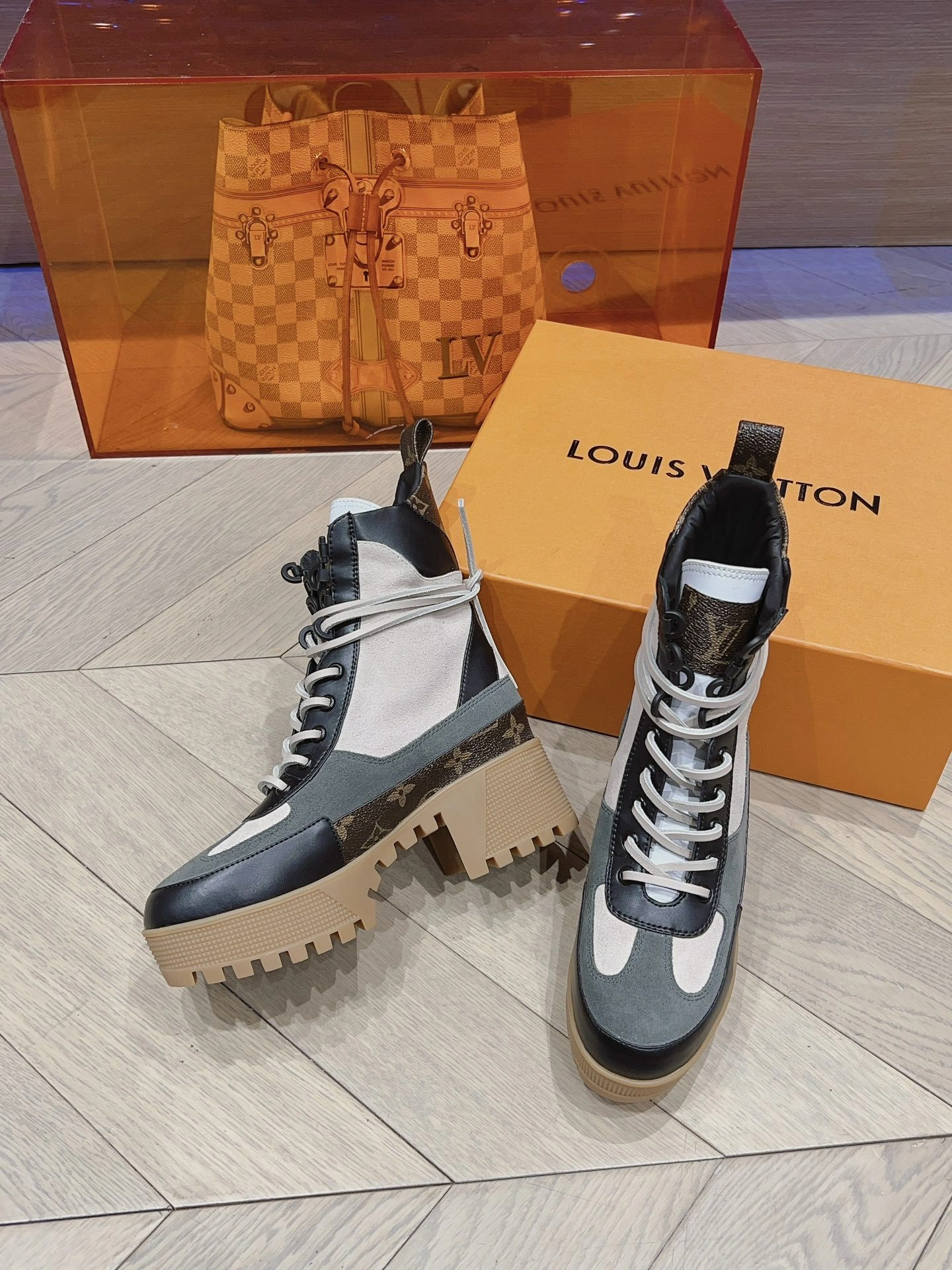 COCO-- 8V 1AAP89 Cowhide Heel height 7cm Waterproof 3.5cm item:D-X000F1913S